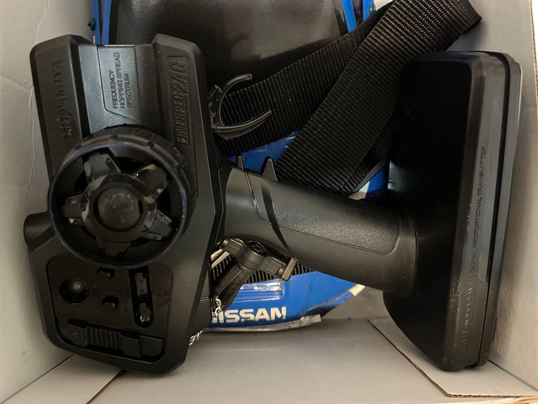 TT-02 タミヤ　フルセット　練習用ボディ付　カルソニック　オプション付き