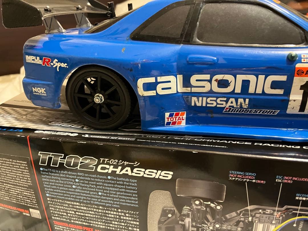 TT-02 タミヤ　フルセット　練習用ボディ付　カルソニック　オプション付き