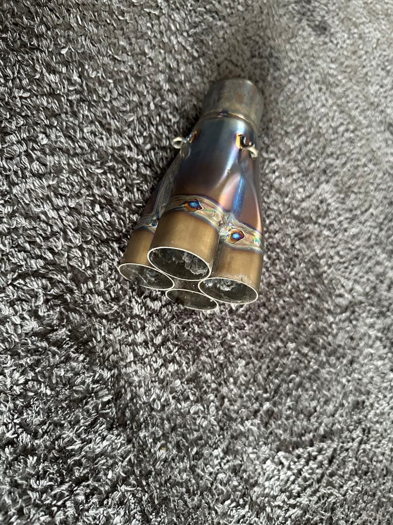 しゅうZRX1200DAEG マフラー