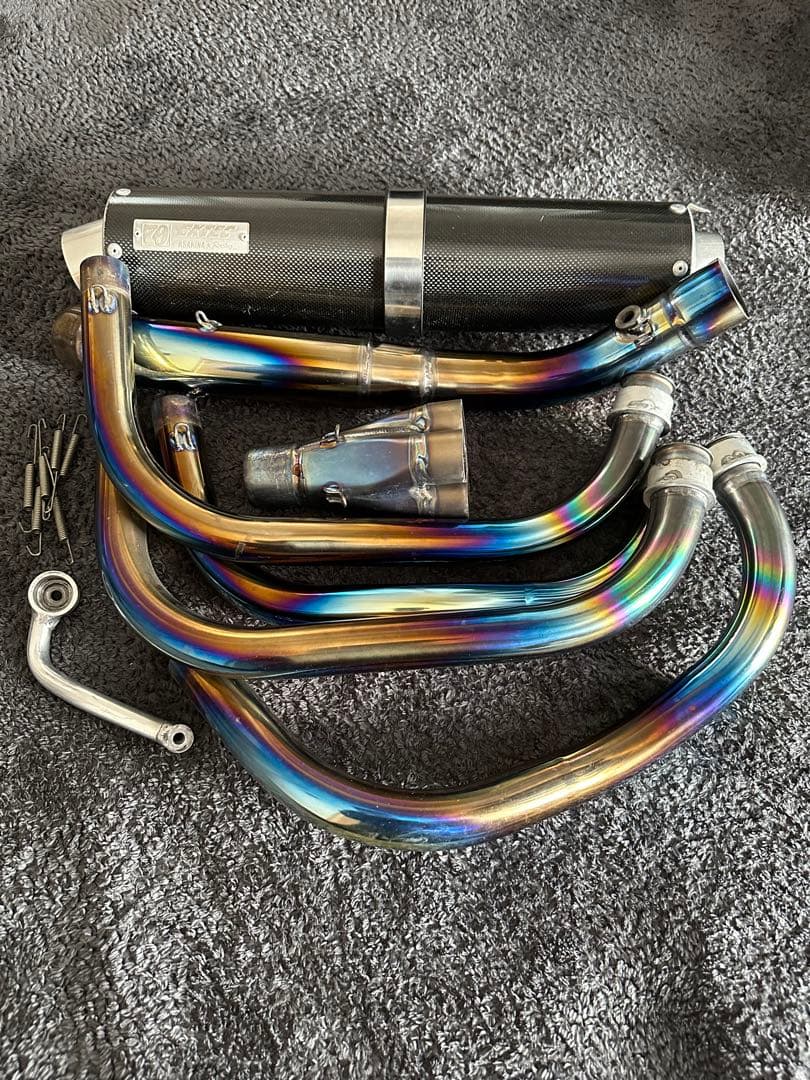 しゅうZRX1200DAEG マフラー