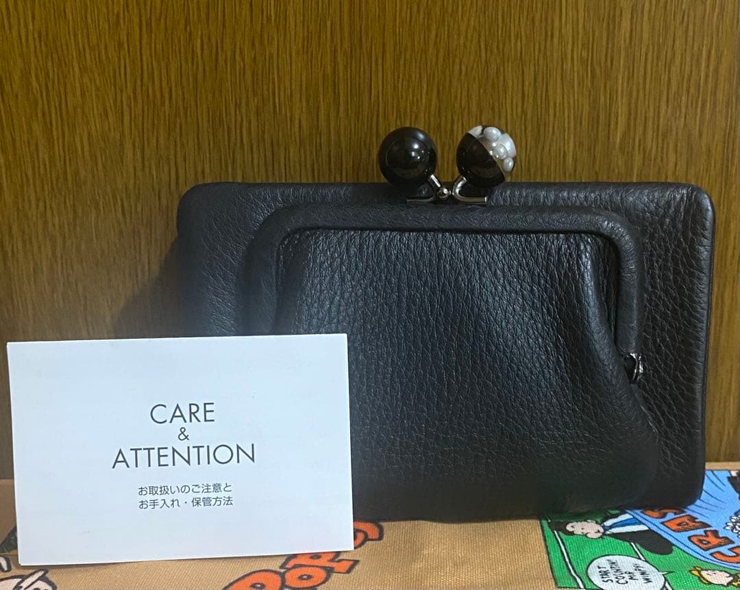未使用ear PAPILLONNER イア パピヨネ がま口　折り財布