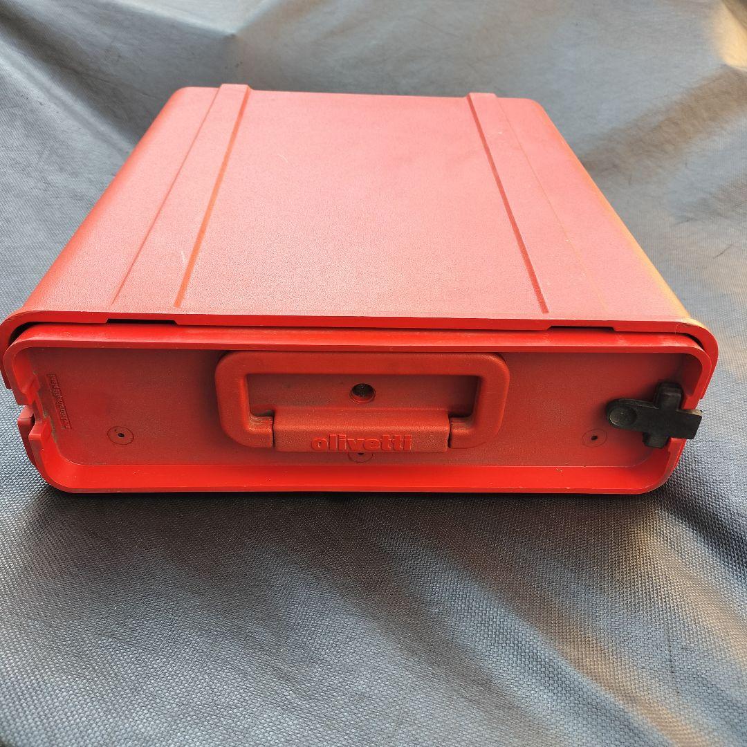 タイプライター olivetti valentine 赤いバケツ オリベッティ