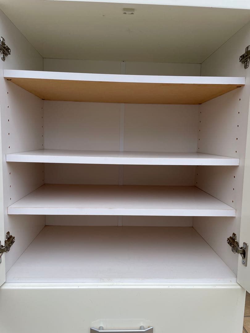 食器棚　キッチン家具　収納　ホワイト　ガラスキャビネット