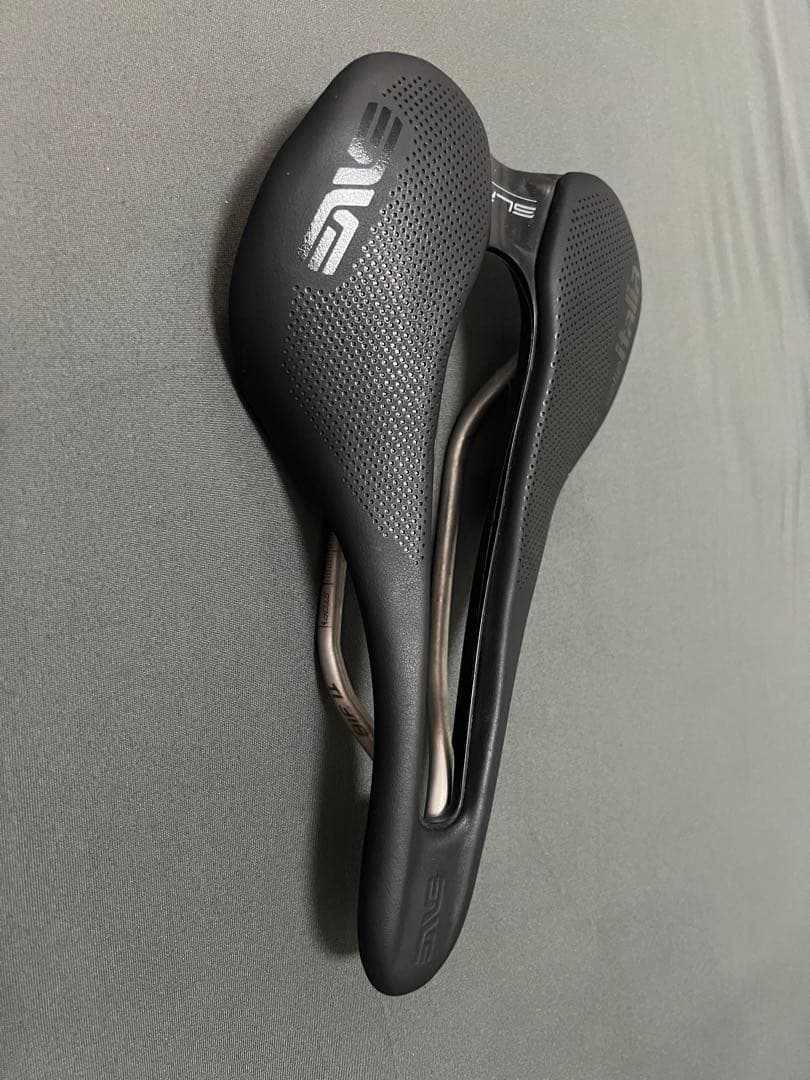 ENVE X SELLE ITALIA BOOST SLR 軽量サドル