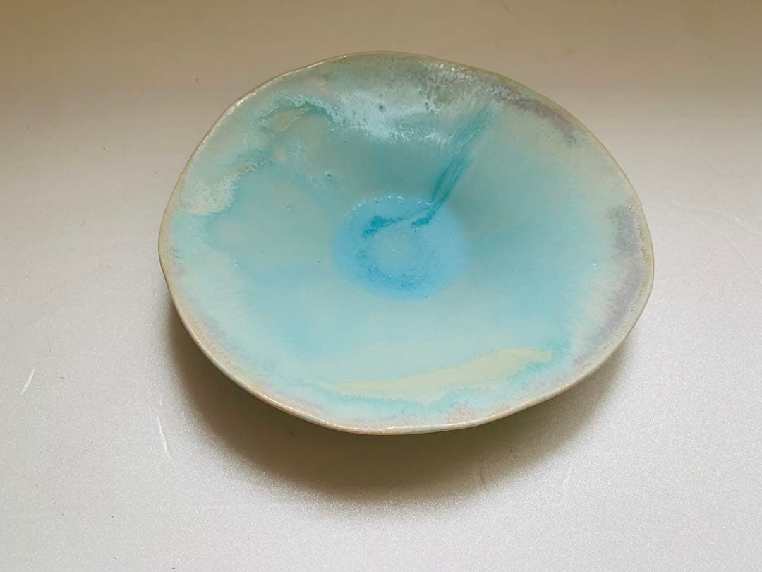 池田優子さん　エメラルドグリーンのゆらゆら皿　20センチプレート　新品