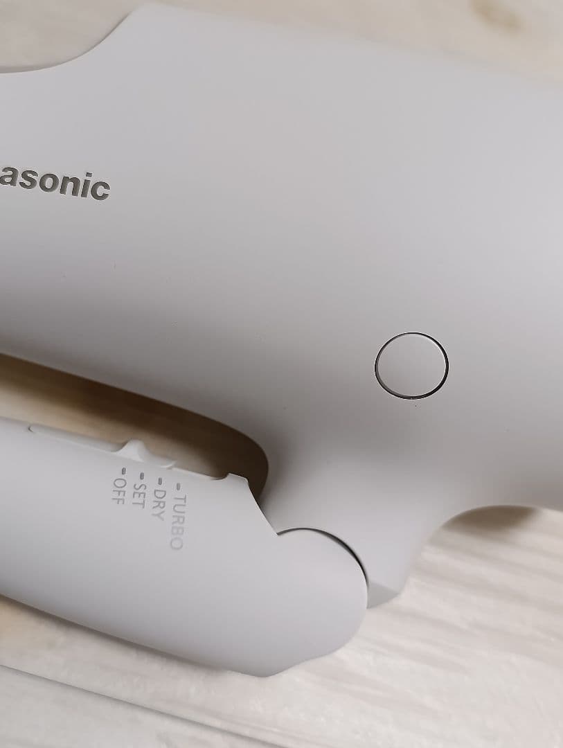 パナソニック ナノケア Panasonic EH-NA0G 21年製 WH 01