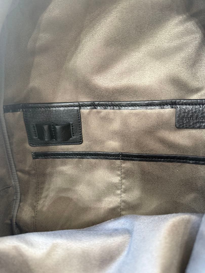 ペッレモルビダ MB060A Maidan Voyage黒レザーリュック