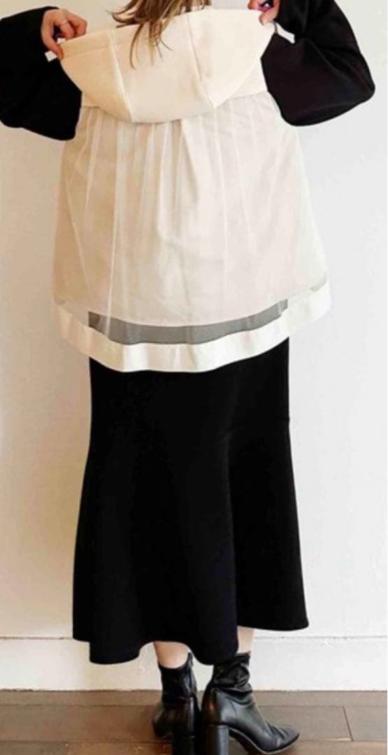 LUGIVAルギヴァ♪ バックフレアダンボールベスト　モチモチ素材