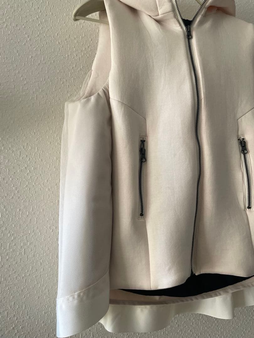 LUGIVAルギヴァ♪ バックフレアダンボールベスト　モチモチ素材