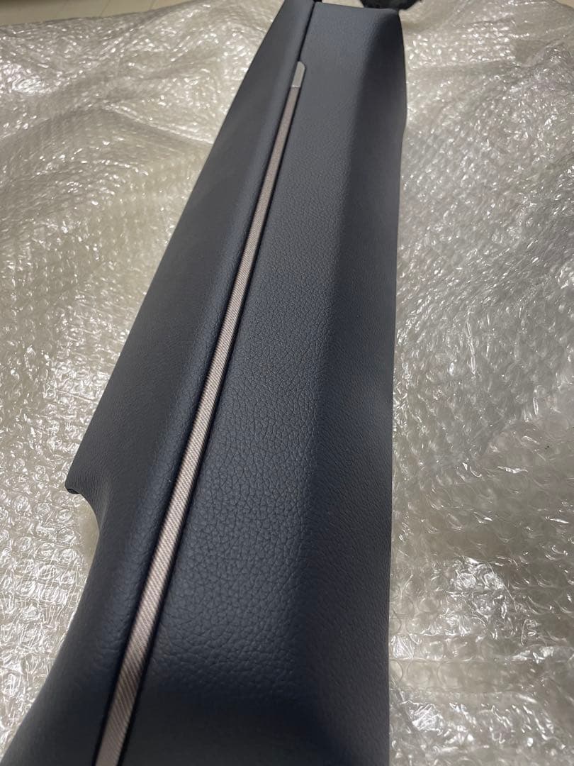 トヨタ純正 ランドクルーザー250 インパネ（ザイル調チタニウムフィルム＋メッキ