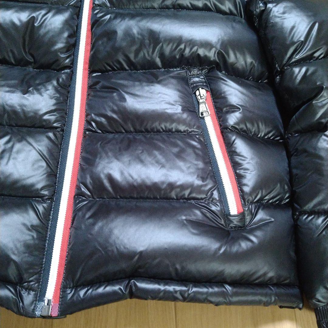 【未使用に近い♥】モンクレール　サイズ10anni 140cm 黒