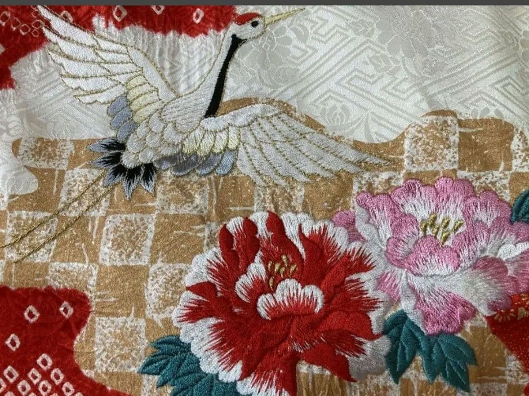 No60　正絹　女の子　お宮参り長襦袢付き　　産着　絞り