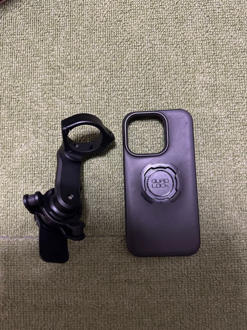 GUPROLOCK クアッドロックiPhone15プロケース マウント ダンパー