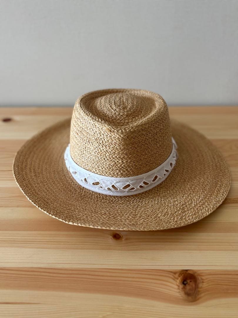 出品本日まで！HELEN KAMINSKI ラフィアハット