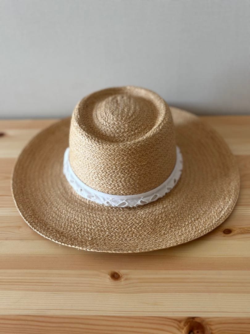 出品本日まで！HELEN KAMINSKI ラフィアハット