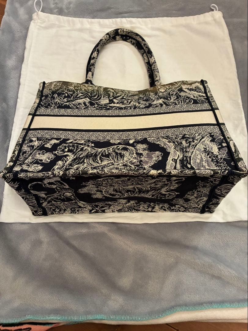 Dior ディオール ブックトート バッグ ラージ