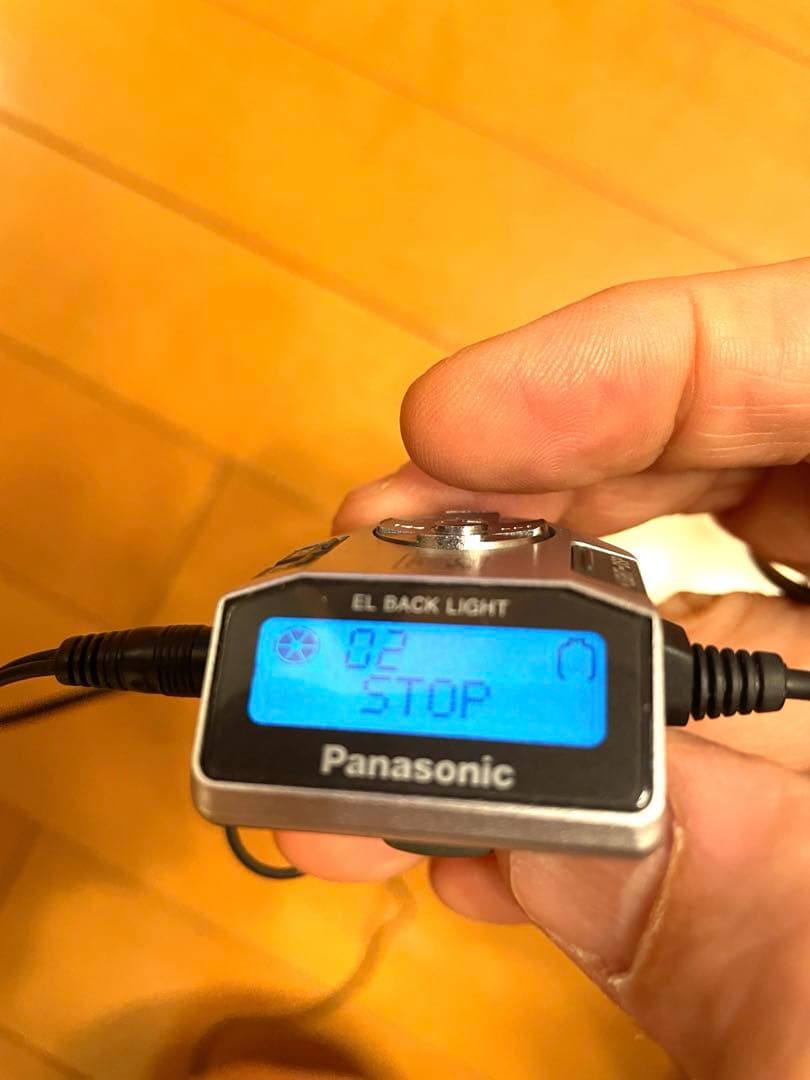 2500円値引！完動•美品新品ガム電池2本付パナソニックポータブルMDプレイヤー