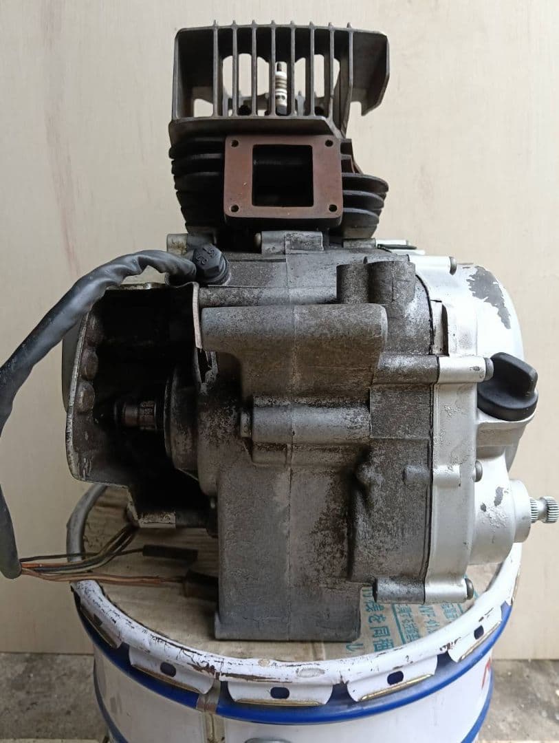 Yamaha YSR50　エンジン