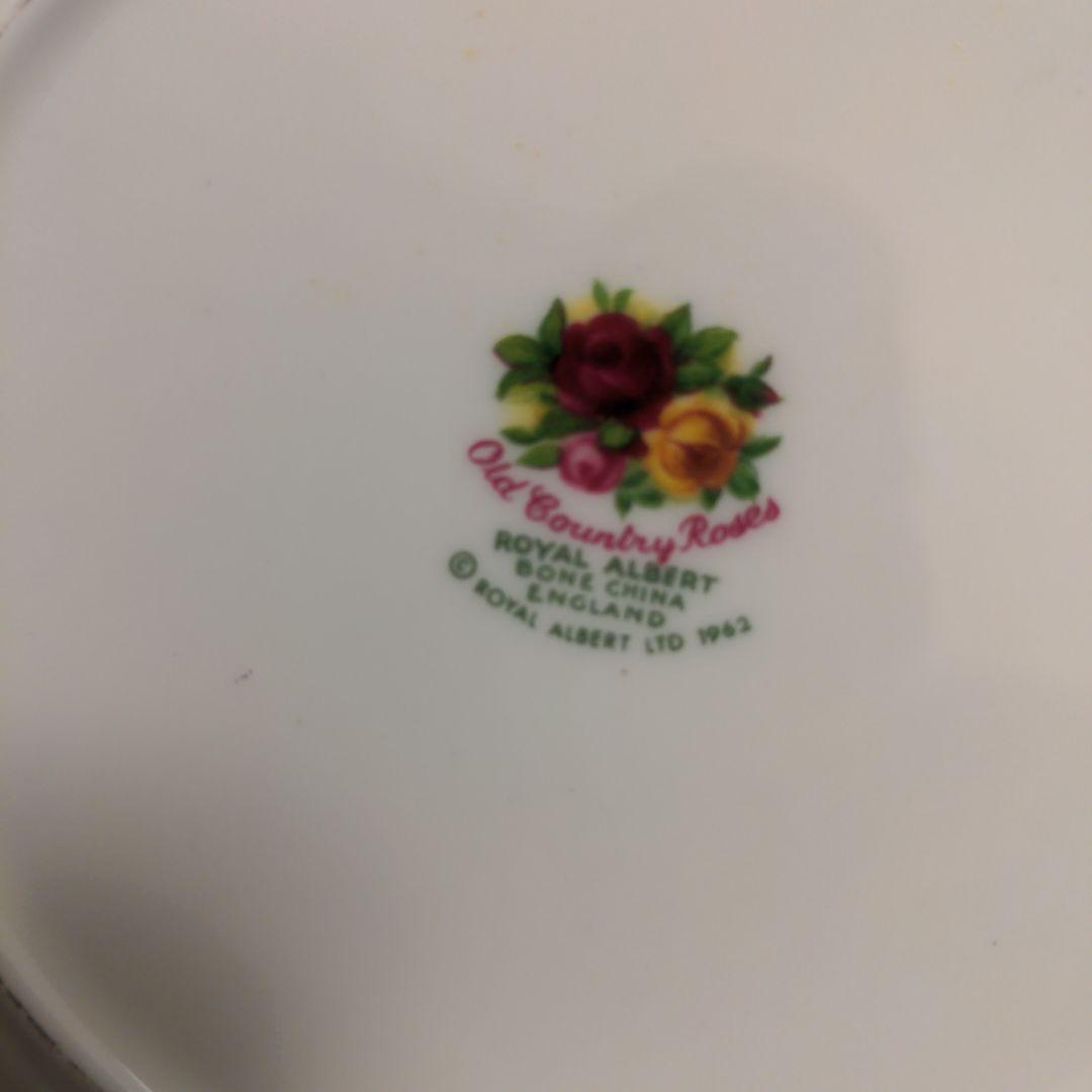 ロイヤルアルバート　花柄　食器セット　アフターヌーンティー　ケーキ　コレクション