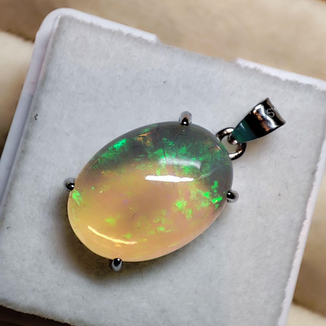 天然石エチオピアオパール　ペンダントトップ　ハンドメイド　Silver 925㉔
