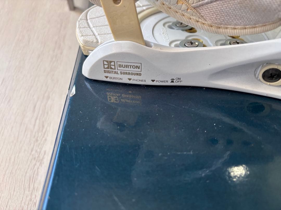 Salomon Lightbody 300 fr 144 スノーボード