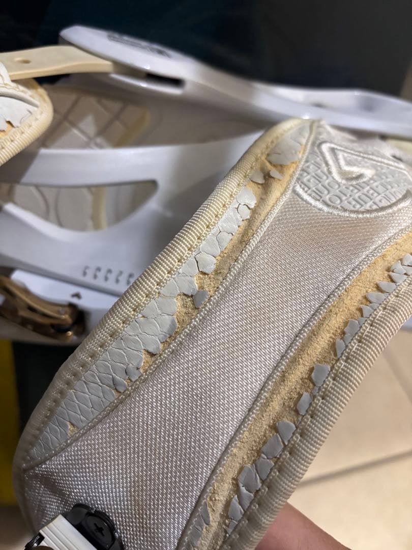 Salomon Lightbody 300 fr 144 スノーボード