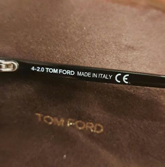 美品 TOM FORD サングラス TF879-D-N 01A トムフォード
