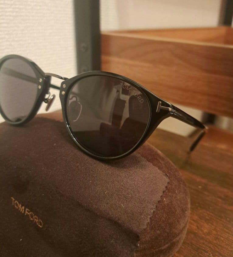 美品 TOM FORD サングラス TF879-D-N 01A トムフォード