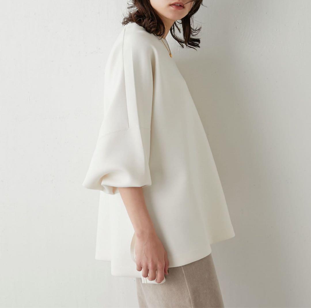 【23AW•美品】ウィムガゼット ダンボールプルオーバー オフホワイト 定番人気