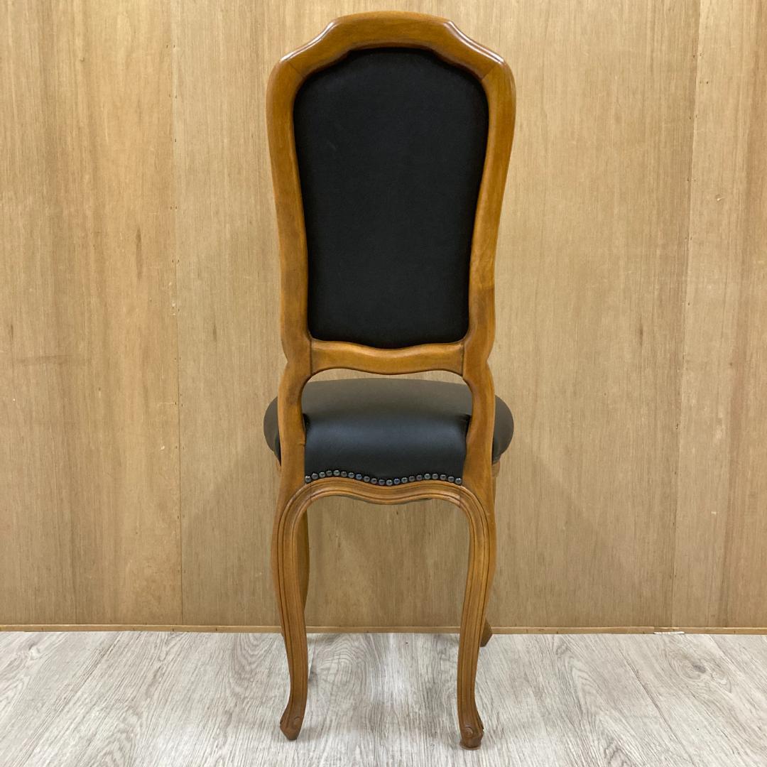 アンティーク調　革製　ダイニングチェア　猫脚　クラシック　鋲打ち　B