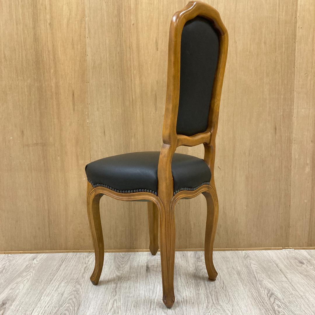 アンティーク調　革製　ダイニングチェア　猫脚　クラシック　鋲打ち　B