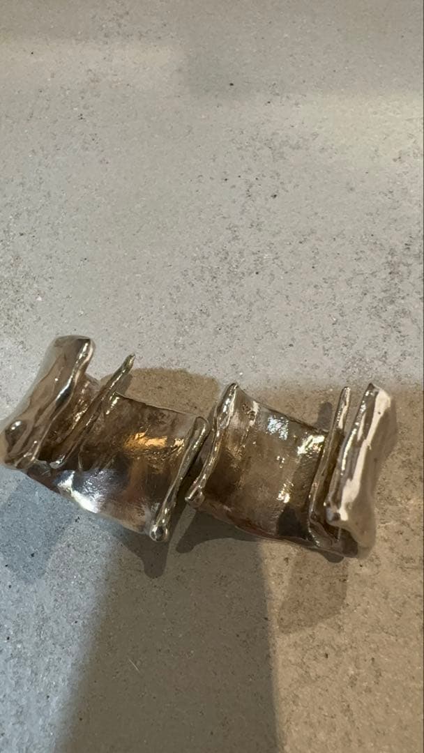 プリュイ　パスドス ヘアピアス