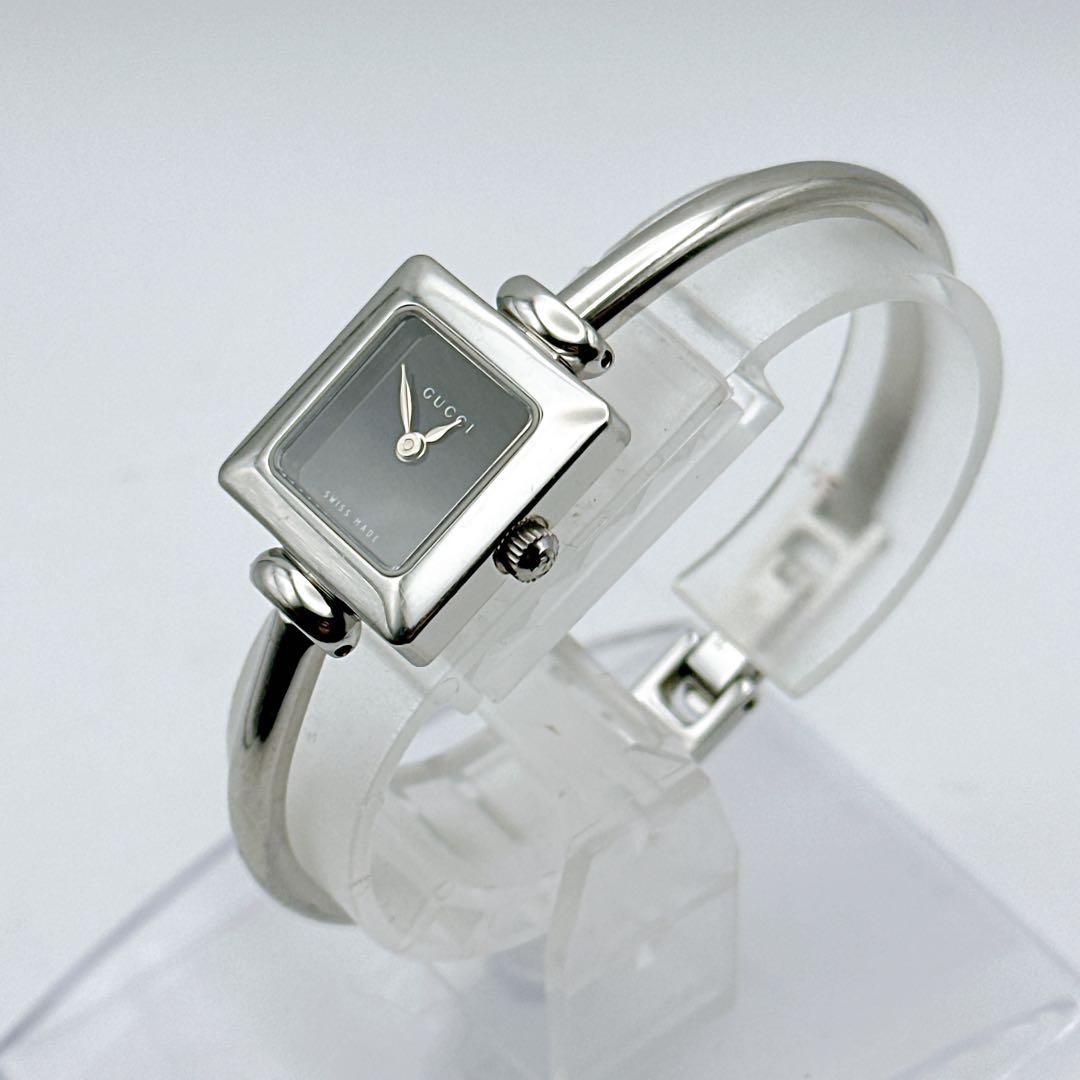 美品 稼動品 GUCCI グッチ レディース腕時計 バングル スクエア シルバー