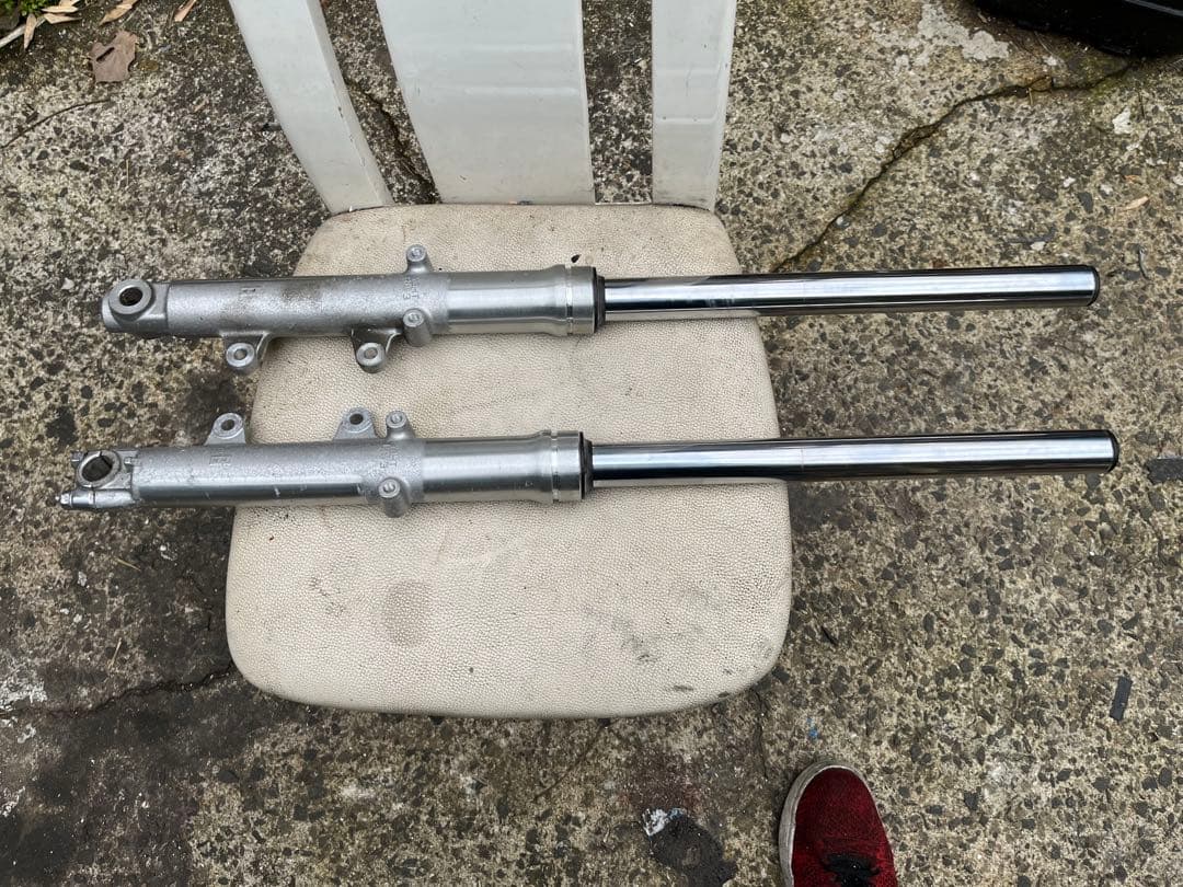 SR400 RH01J フロントフォーク　左右　曲がり漏れ無し RH03J