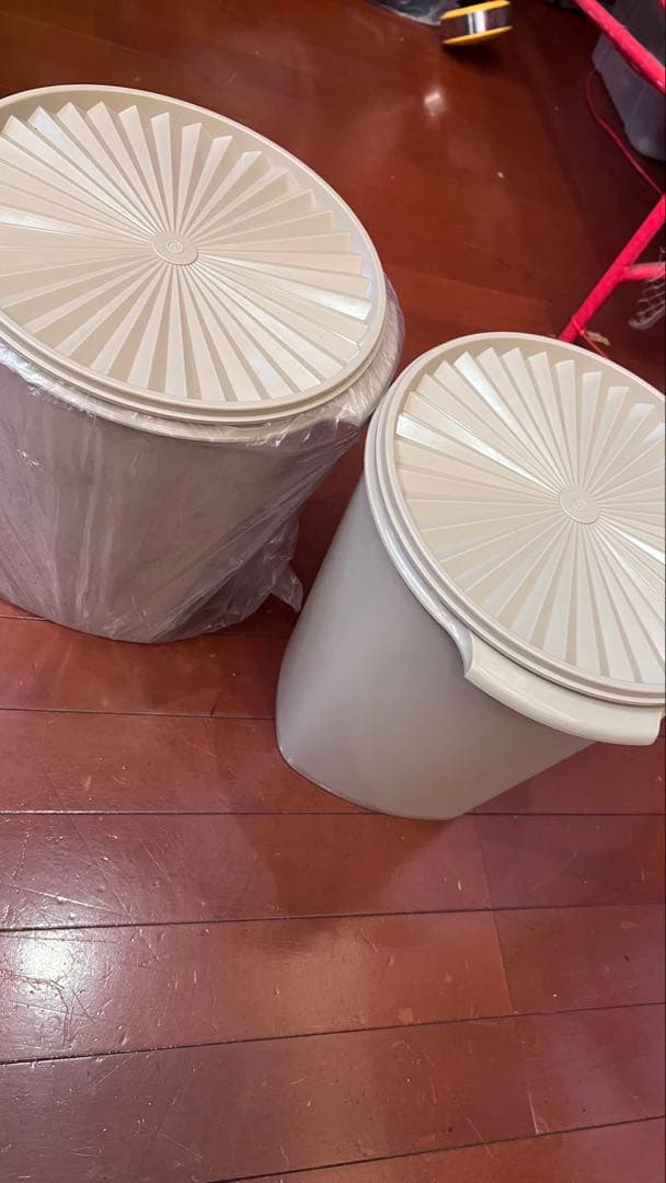 Tupperwareタッパーウェア 特大2点　未使用品