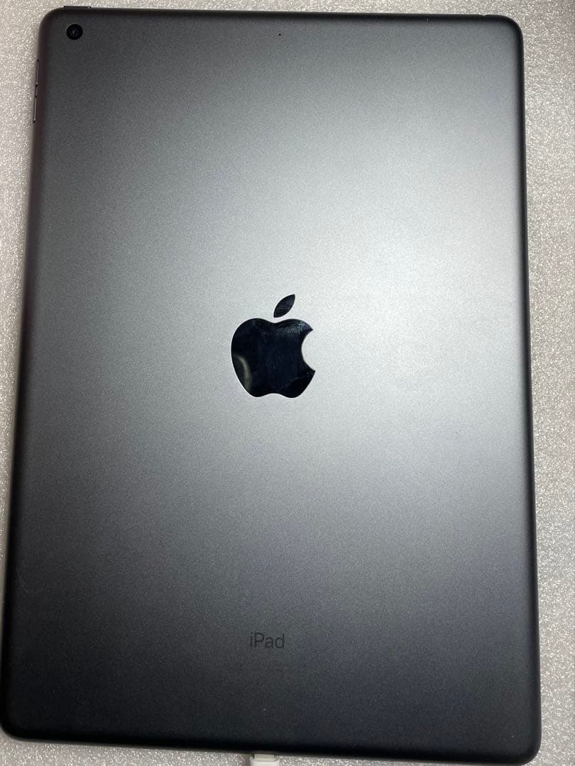 iPad 第7世代 128GB Wi-Fiモデル スペースグレイ 75%