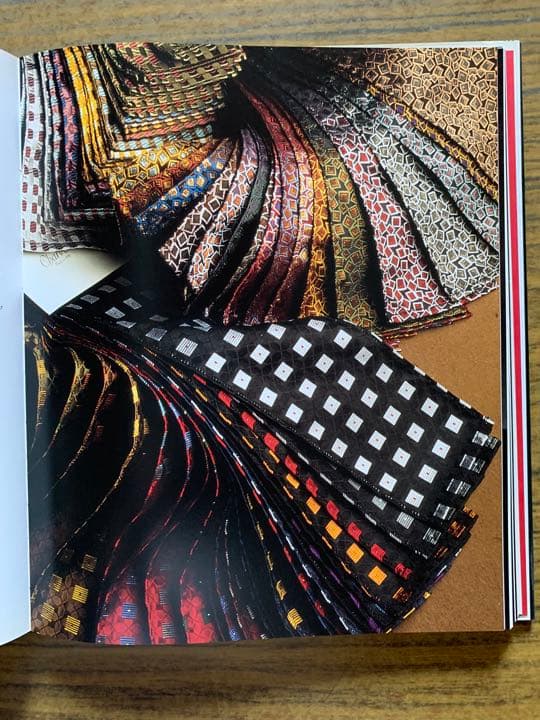 入手困難！The Book of Ties 1994年刊