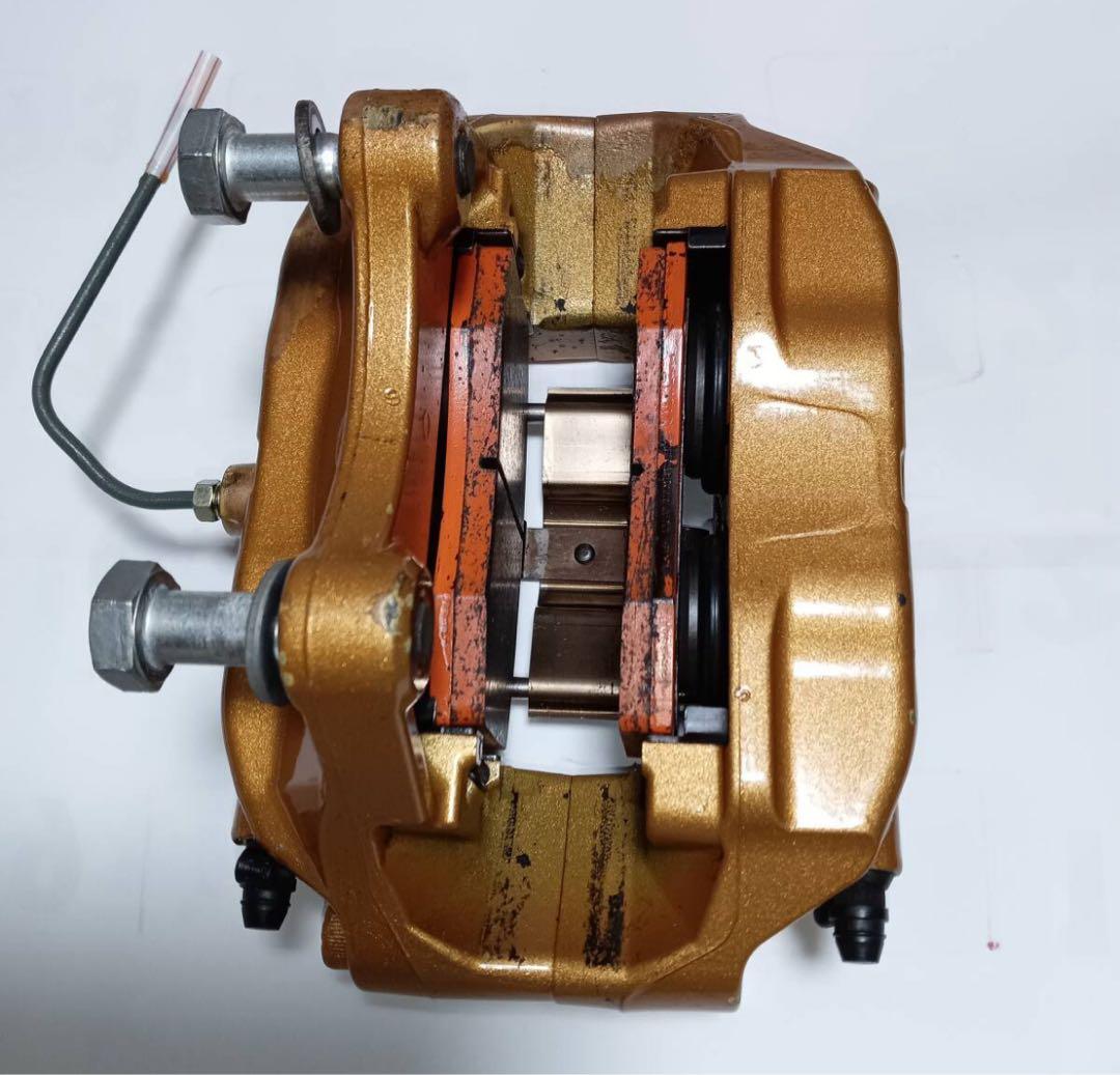 Brembo ブレーキキャリパー ゴールド　Z33