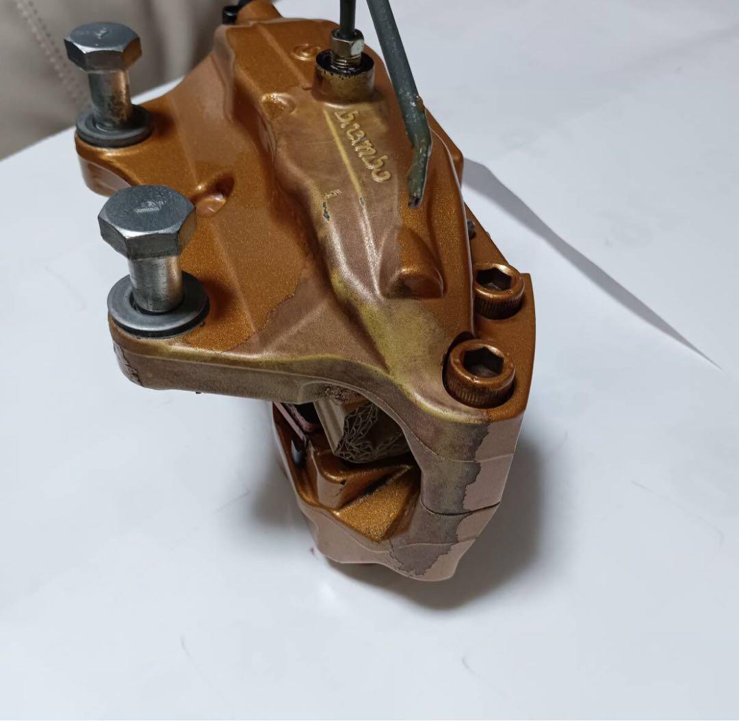 Brembo ブレーキキャリパー ゴールド　Z33