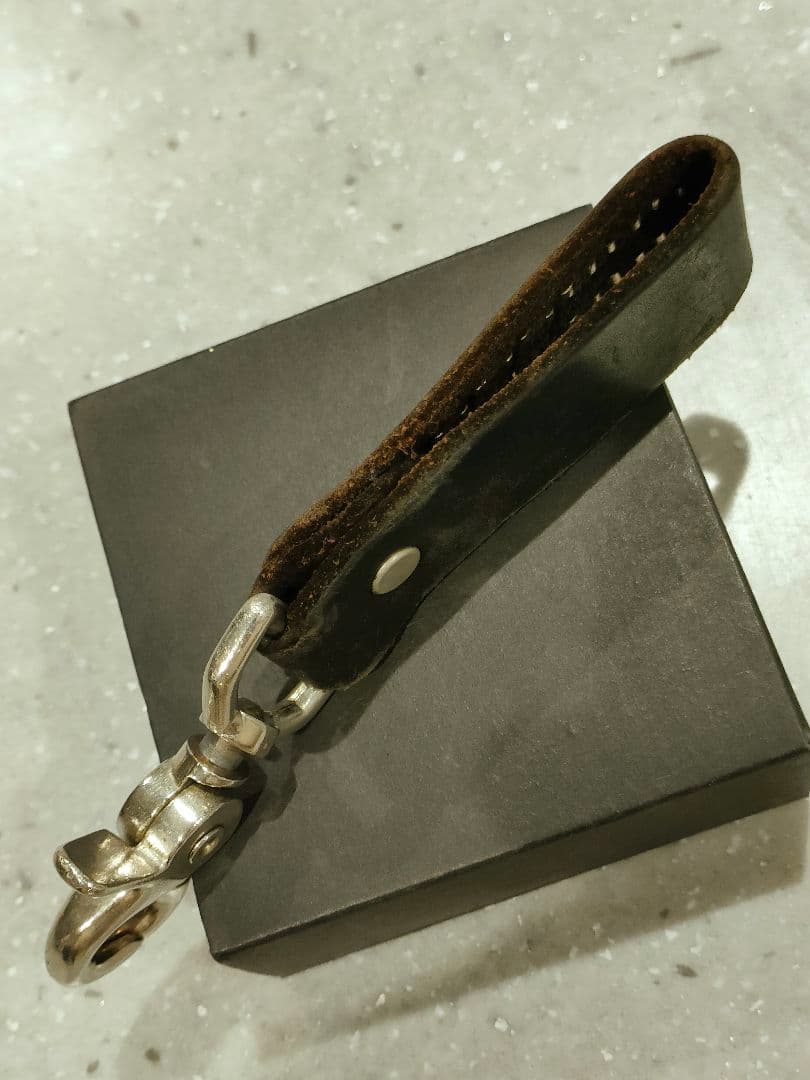 HTC　スタッズレザー(キーホルダー)(ウォレットチェーン)