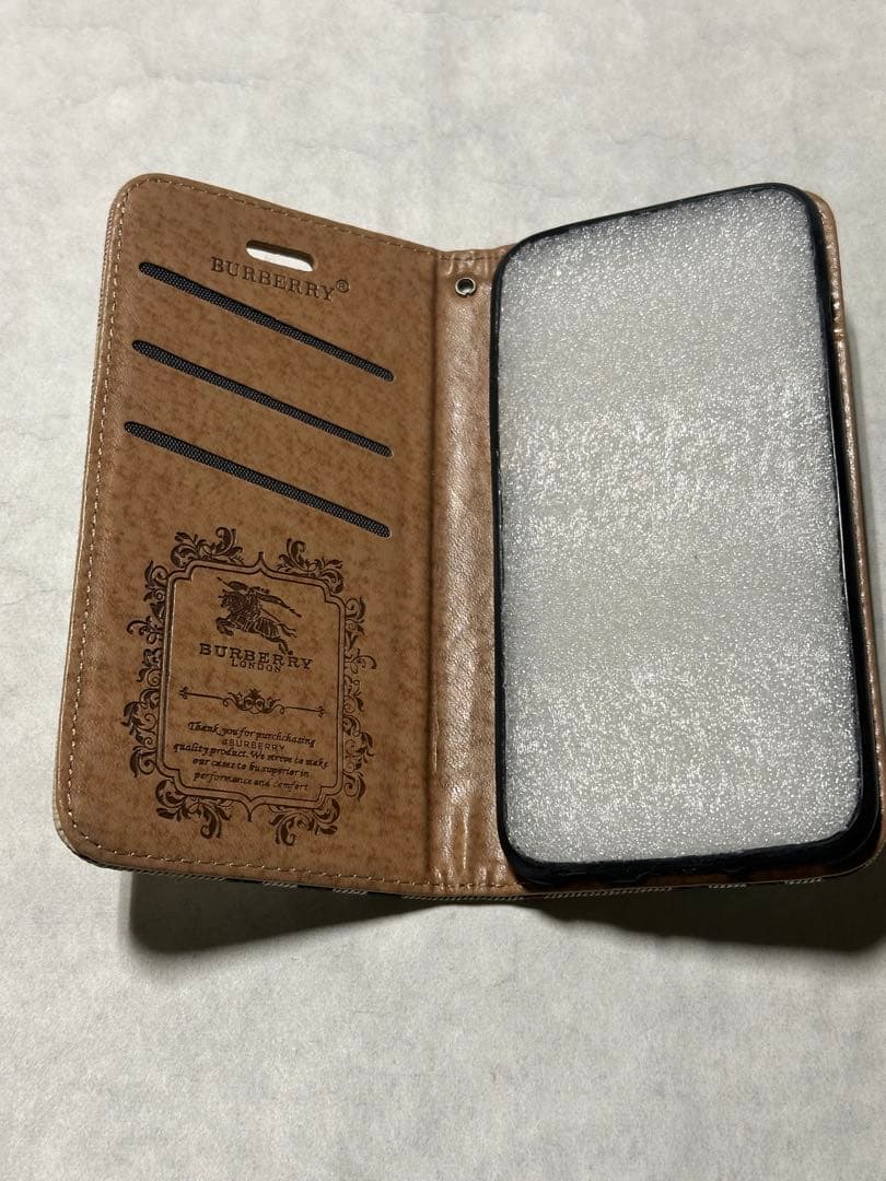 美品 Burberry バーバリー チェック柄手帳型スマホケース 6G 6S