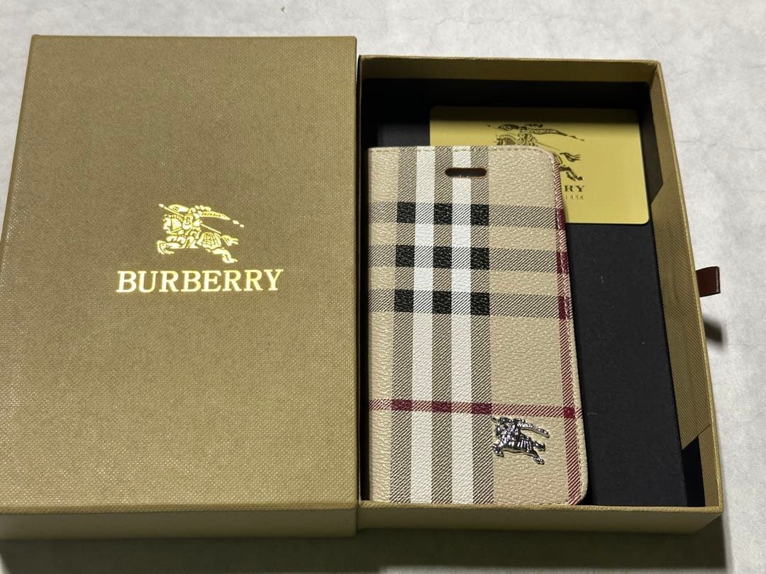 美品 Burberry バーバリー チェック柄手帳型スマホケース 6G 6S
