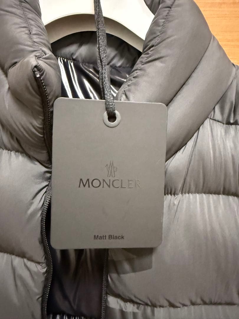 Moncler ダウンベスト