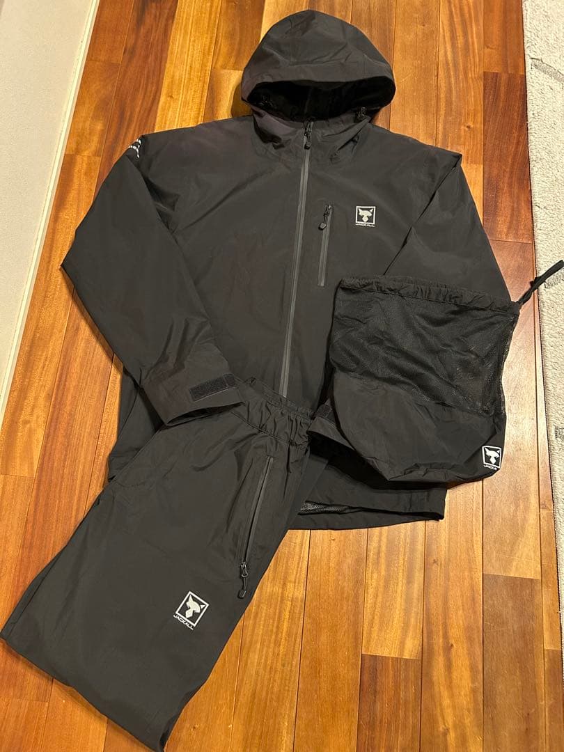 か*ゆ様 早い者勝ち‼︎RFジャケット上下 ジャッカル　XLサイズ　収納ポーチ付