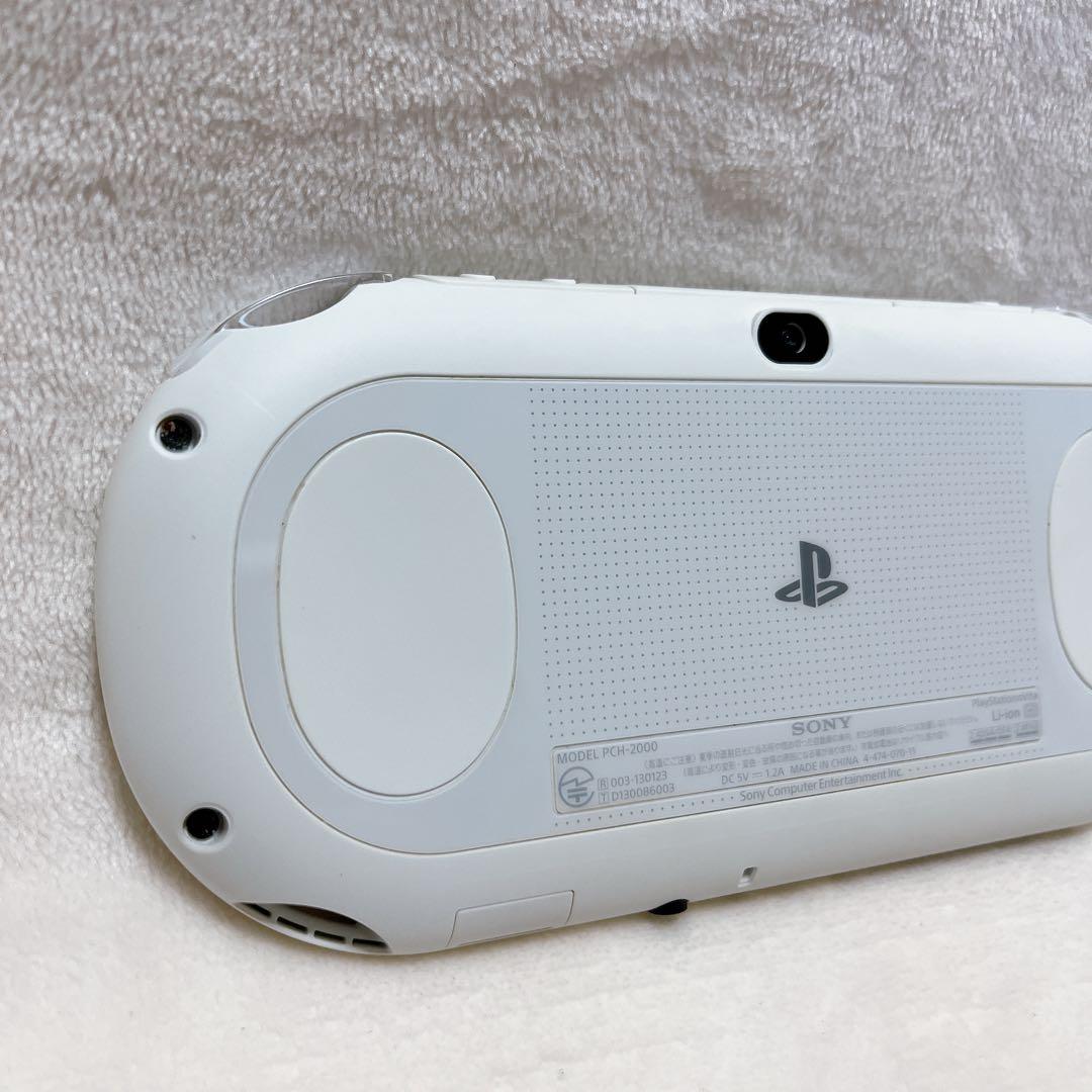 SONY PSVITA PCH-2000 ホワイト 箱付き