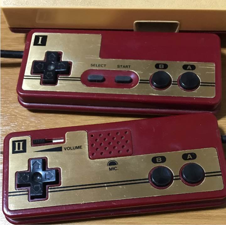 ファミコン本体