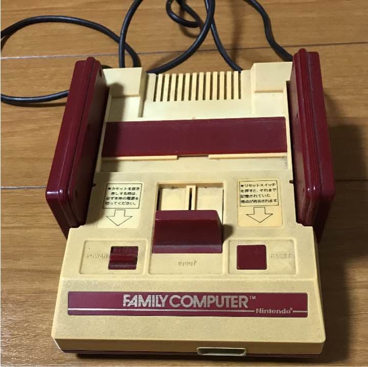 ファミコン本体