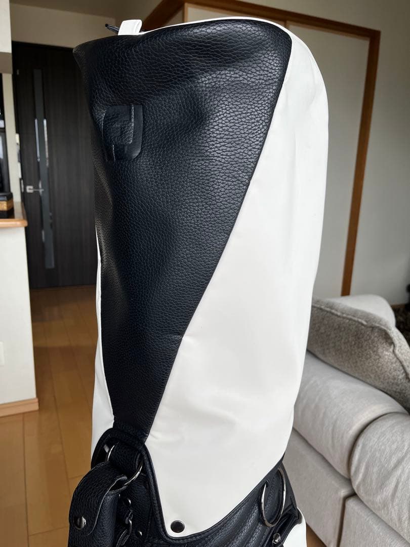 希少　美品　ＦＪ　フットジョイ ３点式キャディバッグ【ホワイト/ブラック】完売品