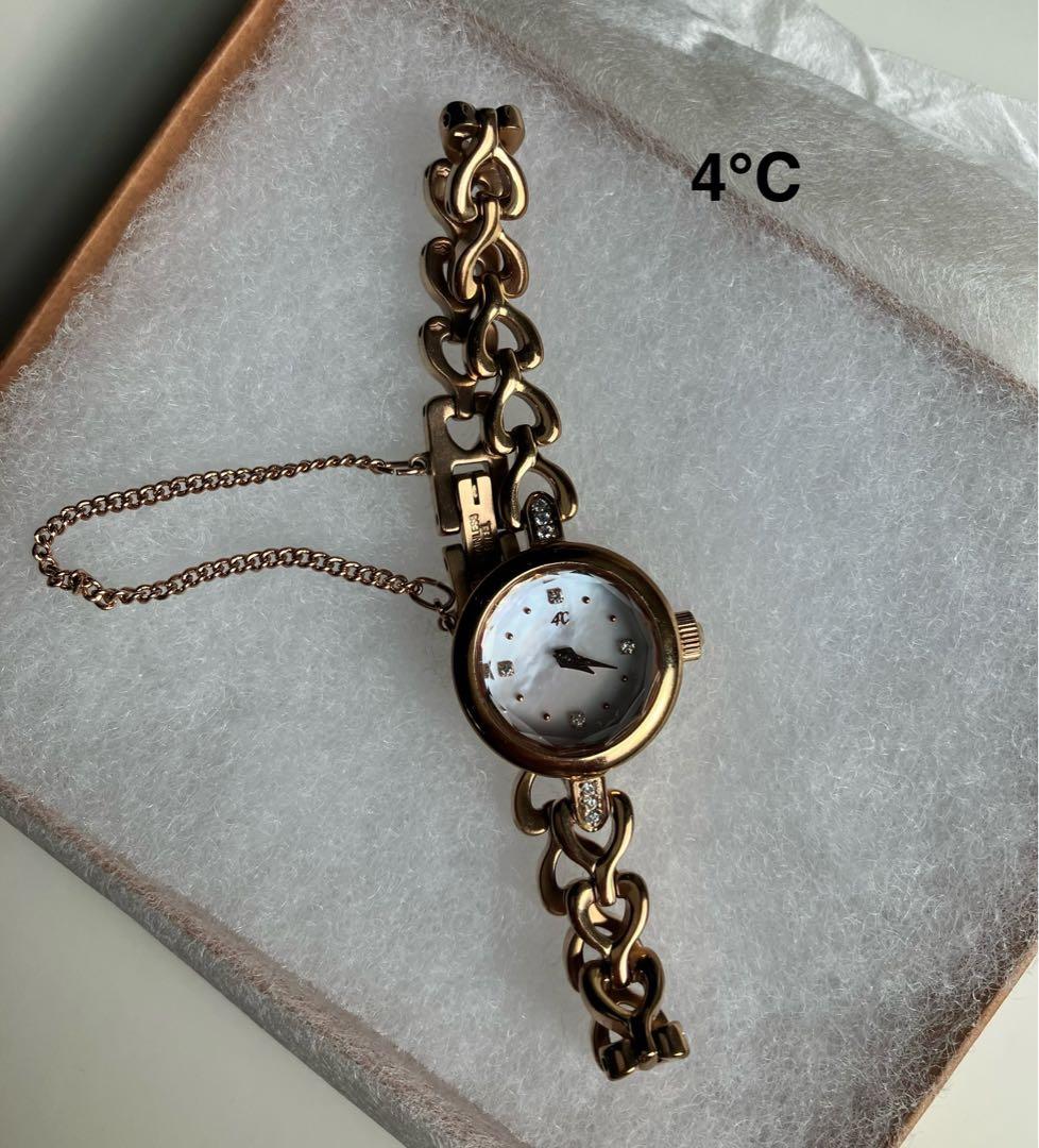 a 4°C ゴールドチェーン腕時計