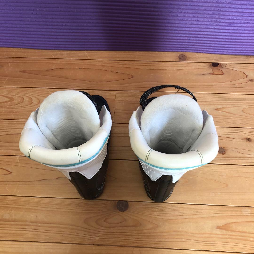 Salomon スキーブーツ　レディース